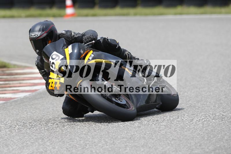 /24 08.06.2025 TZ Motorsport ADR/Gruppe gelb/59